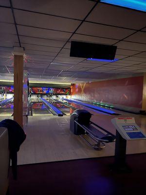 Pines Plaza Lanes