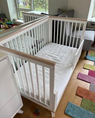 Babyletto convertible crib