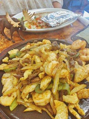 Fajitas Laredo for two, no tomatoes