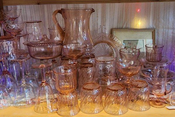 Depression pink glassware, many different designs, glass makers & era