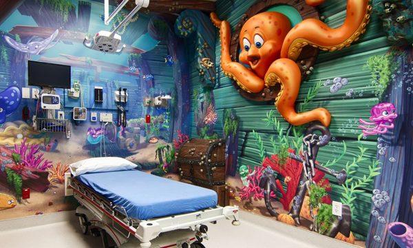 Soothing underwater-themed pediatric suite at America's ER Medical Centers: 24/7 Emergency Room & Urgent Care.