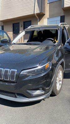 Jeep windshield replacement.