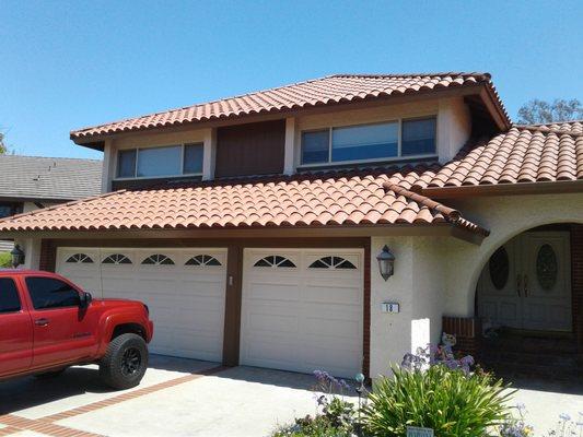 New 1-Piece Mission S US Clay Tile Roof n Rolling Hills Estates