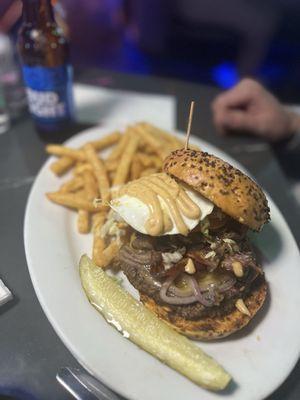 Peppermill Burger