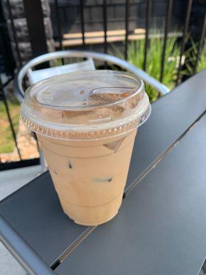 Iced Vanilla Latte