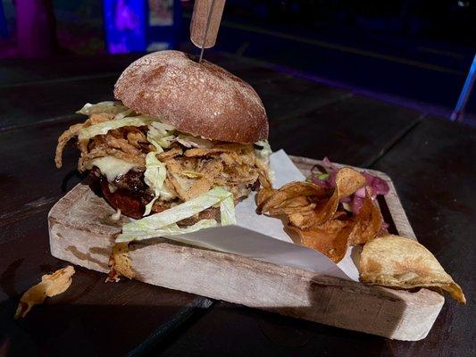 Garlic burger + Shoestring Fries