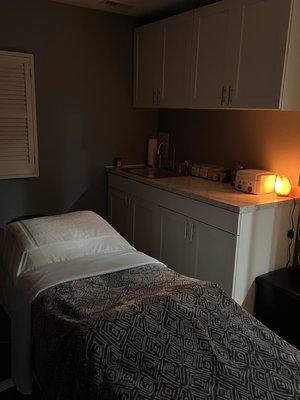 Cozy Spa Room