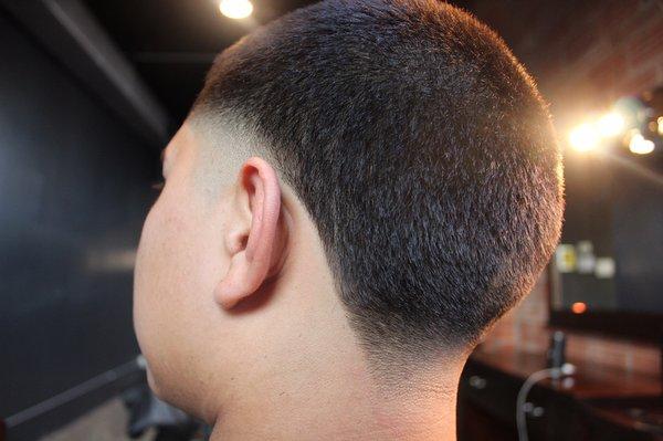 TAPERFADE #NOLINES #nolinesnowait #nolinesbarberstudio #stayfadedwithnolines #UHD #downtownhouston #houstonbarber #blessed