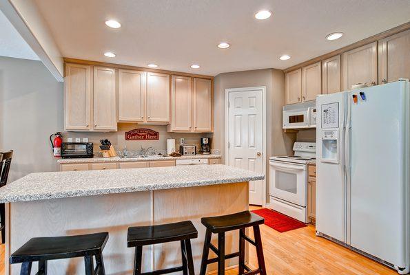 Many of our homes come with bright, open kitchens, such as this one!
 vacasa.com/unit.php?UnitID=1275