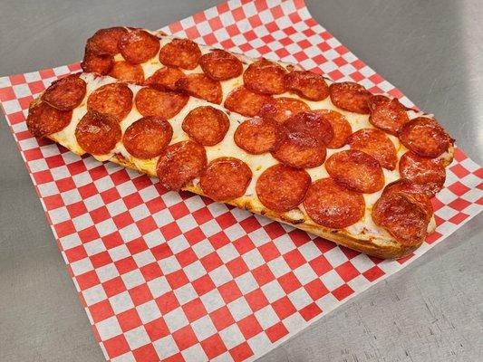 Pepperoni Pizza Bread