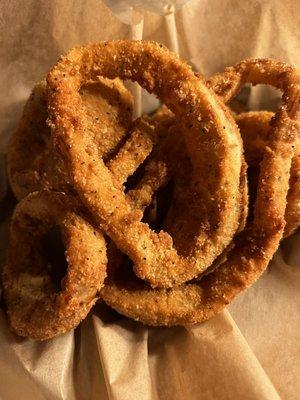 Salt-n-pepper Onion Rings