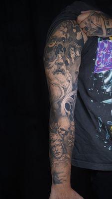 Healed sleeve done by Ricardo