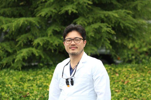 Dr. Sungjun Hwang