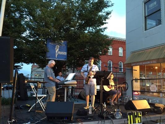 live music out front on summer Saturday nights