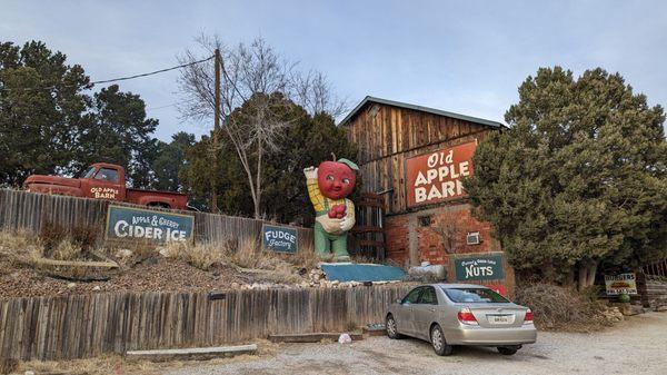 Old Apple Barn