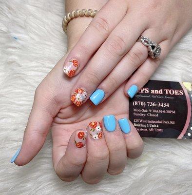 Square short acrylic nails flowers design