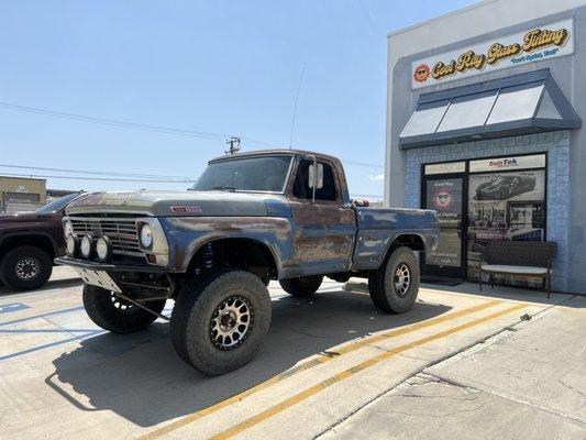 1969 Ford F100 with Suntek Carbon series on the front doors and back window.