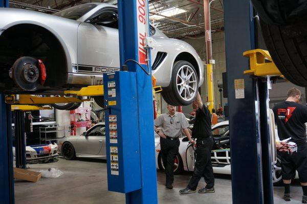 Porsche 2012 Cayman R; Service / Repair / Yearly Maintenance