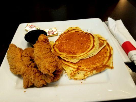 Chicken tenders with pancakes (substituted waffles with pancakes)