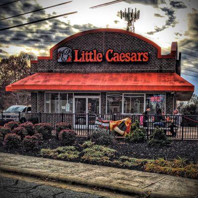 Little Caesars: Pisgah Church Rd