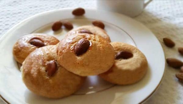 Almond Cookies