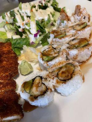 Tempura roll & sesame chicken combo