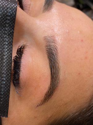 Microblading brow