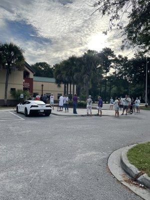 8:30am- line out the door