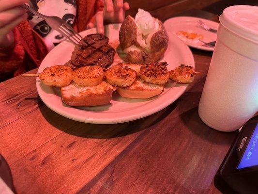 6oz sirloin and shrimp and baked potato