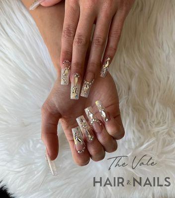 A gold diamond fullset done by our talented team member!