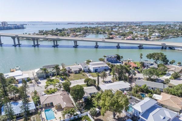 Isla del Sol and Bayway Bridge