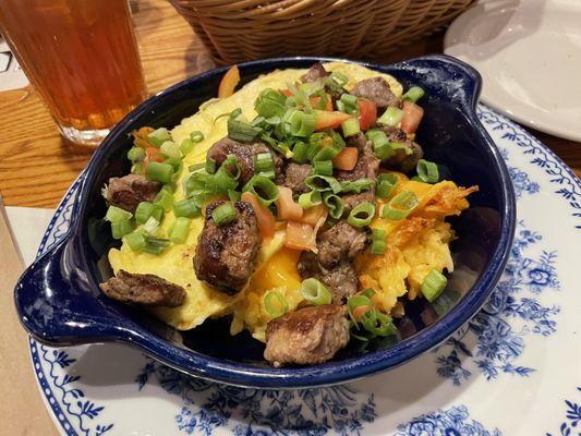 Hash brown skillet with steak tips