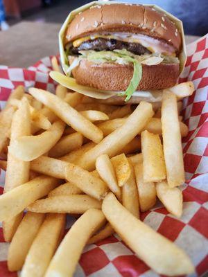 Cheeseburger & fry combo