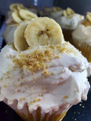 Banana cream pie cupcakes