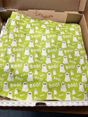 Halloween paper in nacho box