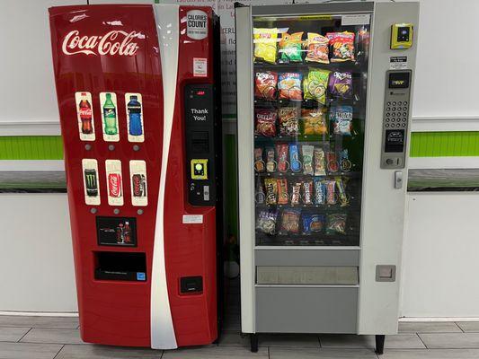 Snacks and drinks are available 24/7 in the vending machines