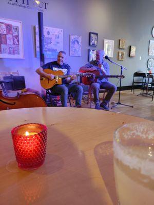 Enjoying a cocktail while the band warms up