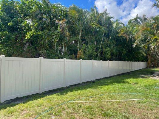 PVC 6' Tall Tongue & Groove Fencing