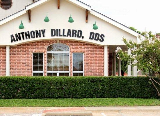 Anthony Dillard, DDS Family & Cosmetic Dentistry