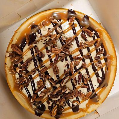 Turtle cheesecake