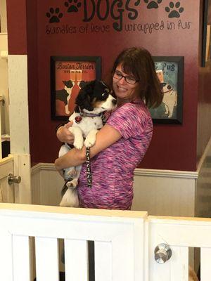 Stephanie and Riley loves to go grooming!