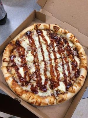 BBQ chicken grilled, pizza