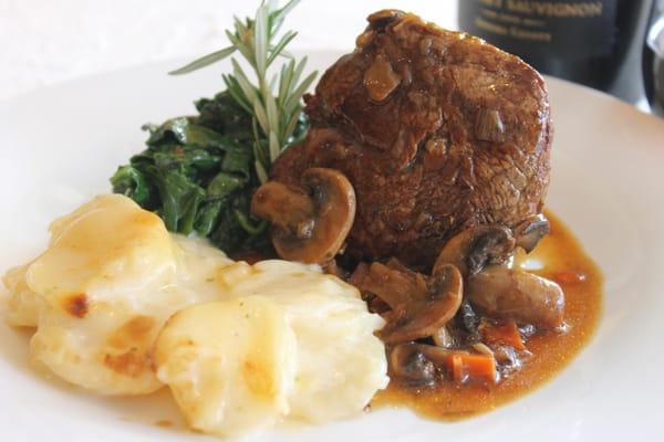 Fillet Mignon with Scalloped Potatoes & Wilted Spinach