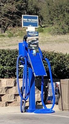 Don't let the sign fool you. In big bold print it states FREE VACUUMS but then in little tiny print it states "with car wash purchase".