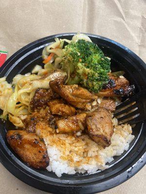 Spicy Orange Chicken Bowl (small)