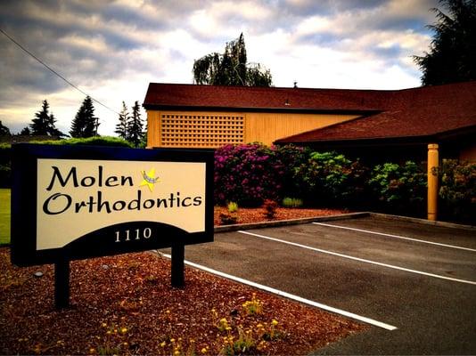 Molen Orthodontics - Auburn Location