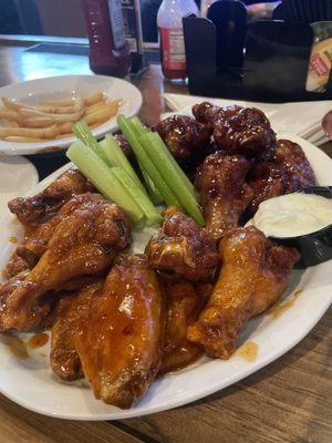 Yum foodies! Mango habanero and bourbon BBQ.  I mean, let's eat!