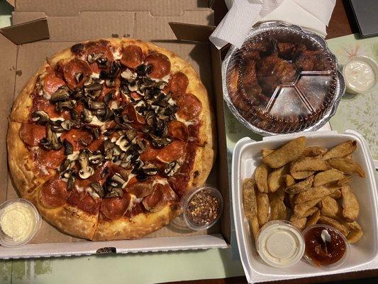 Medium Pepperoni add Mushroom, Wings ( 10 PCs ) , and Potato Wedges. Condiments  were already packed inside :)