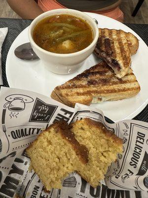 Bacon, blackberry jalapeño spread. Really good, with soup. Coconut bread (complimentary) was like cake.