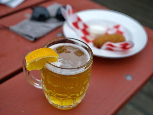 Wheat head beer - similar to blue moon but fresher